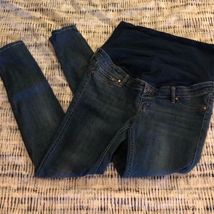 Maternity Jeans •Size 12•